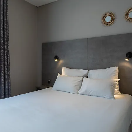1924 Hotel