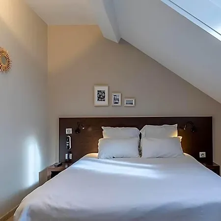 1924 (adults Only) 3* Grenoble