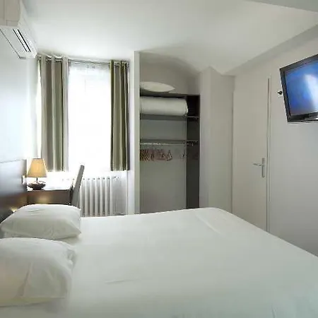 1924 (adults Only) 3*