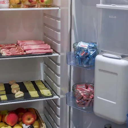 1924 (adults Only) 3*