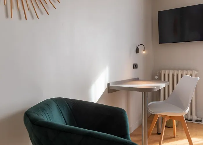 1924 (adults Only) Hotel Grenoble